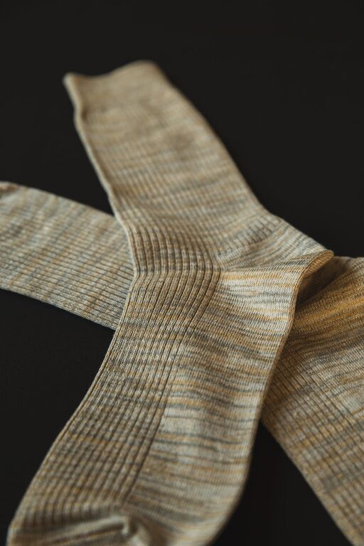 How to Build a Basic Capsule Wardrobe: A Simple Guide